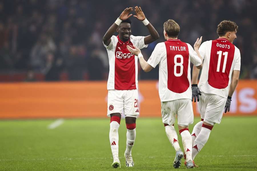 Traore celebrates his equaliser Traore celebrates his equaliser