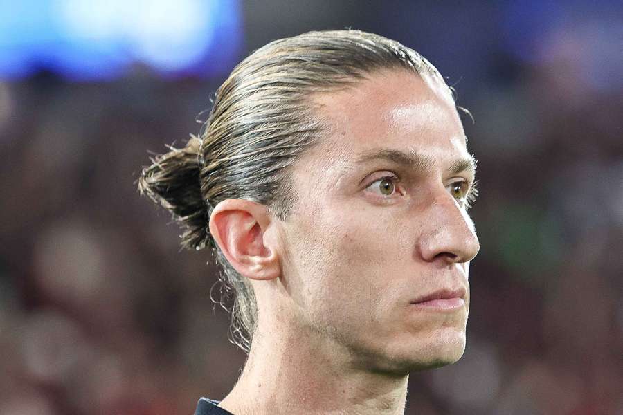 Filipe Luís não gostou do primeiro tempo do Flamengo