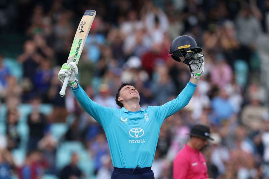 Tom Banton celebrates his ton Tom Banton celebrates his ton