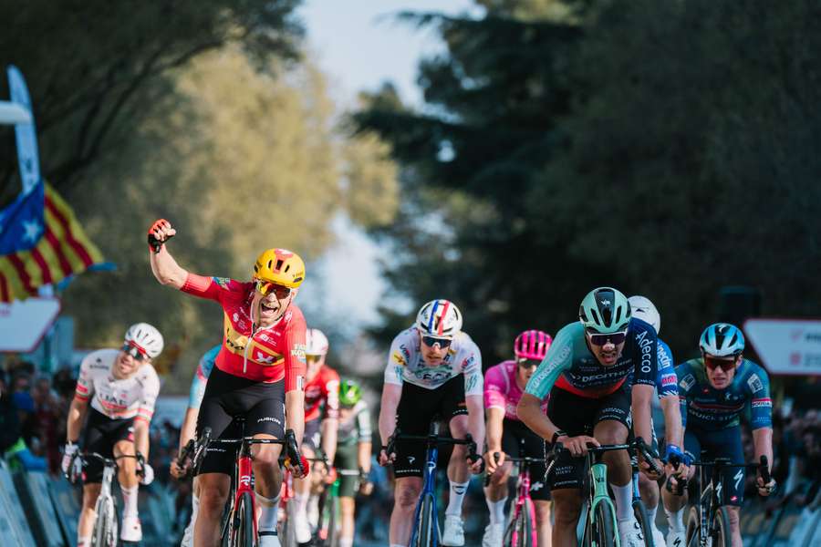 Magnus Cort lève de nouveau les bras. Magnus Cort lève de nouveau les bras.