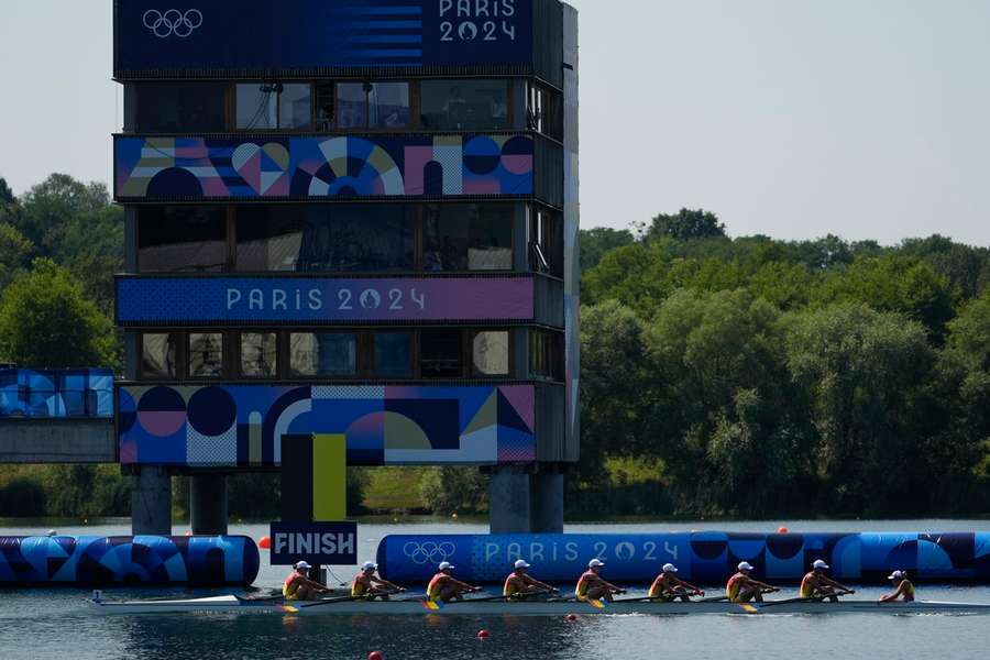 Echipajul României 8+1 feminin la Paris