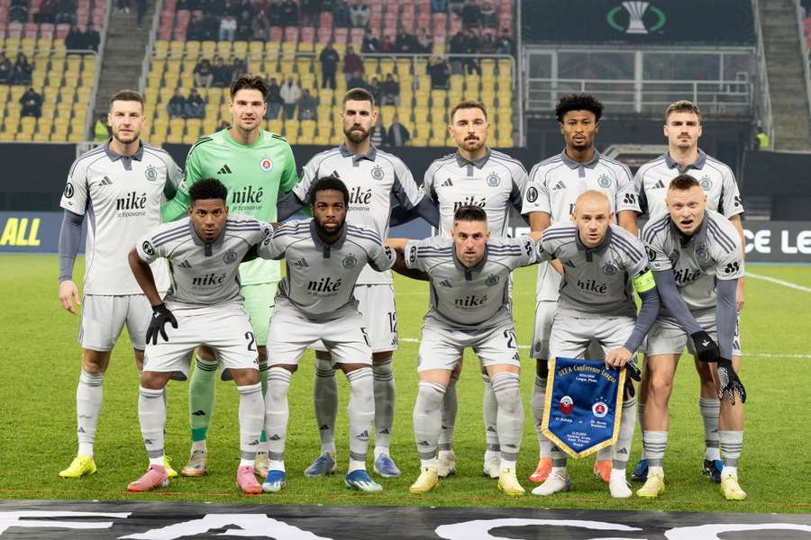 Základná zostava belasých proti Škendiji.