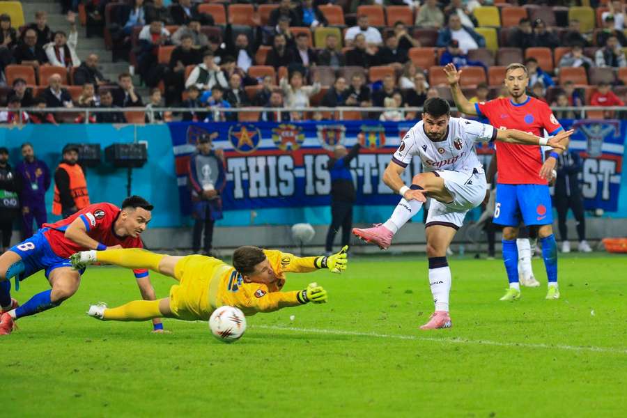 FCSB pierde în fața Bolognei în Europa League, scor 1-2