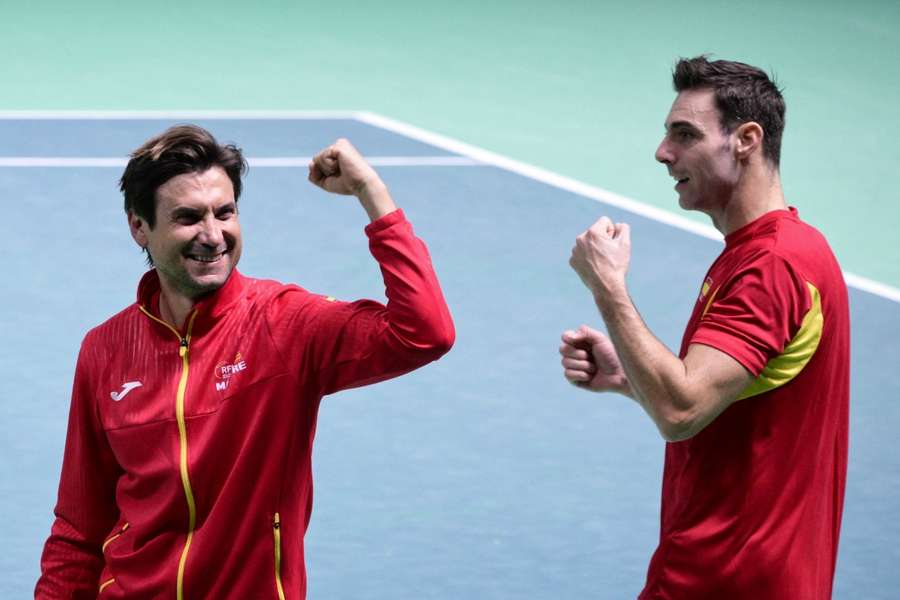 David Ferrer y Marcel Granollers celebran la victoria de España ante Alemania en semifinales