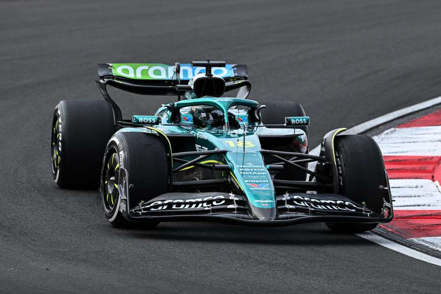 Lance Stroll pilotando sua Aston Martin no GP do Canadá