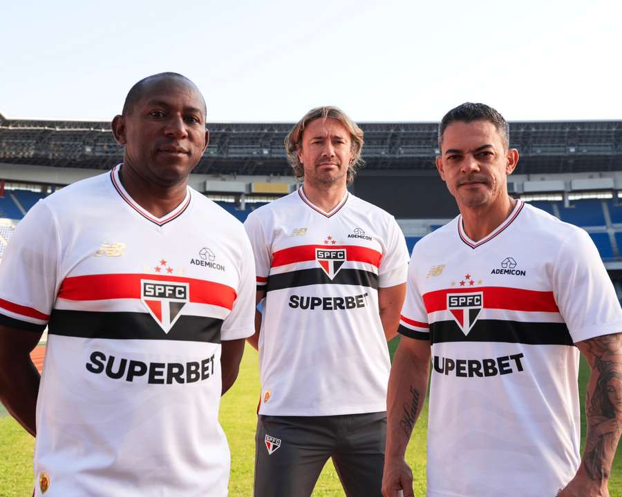 Mineiro, Lugano e Josué, destaques da conquista em 2005 Mineiro, Lugano e Josué, destaques da conquista em 2005
