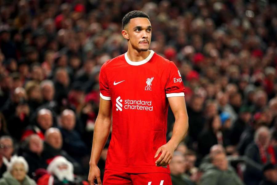 Trent Alexander-Arnold erkent dat Liverpool de druk van Manchester City voelt toenemen