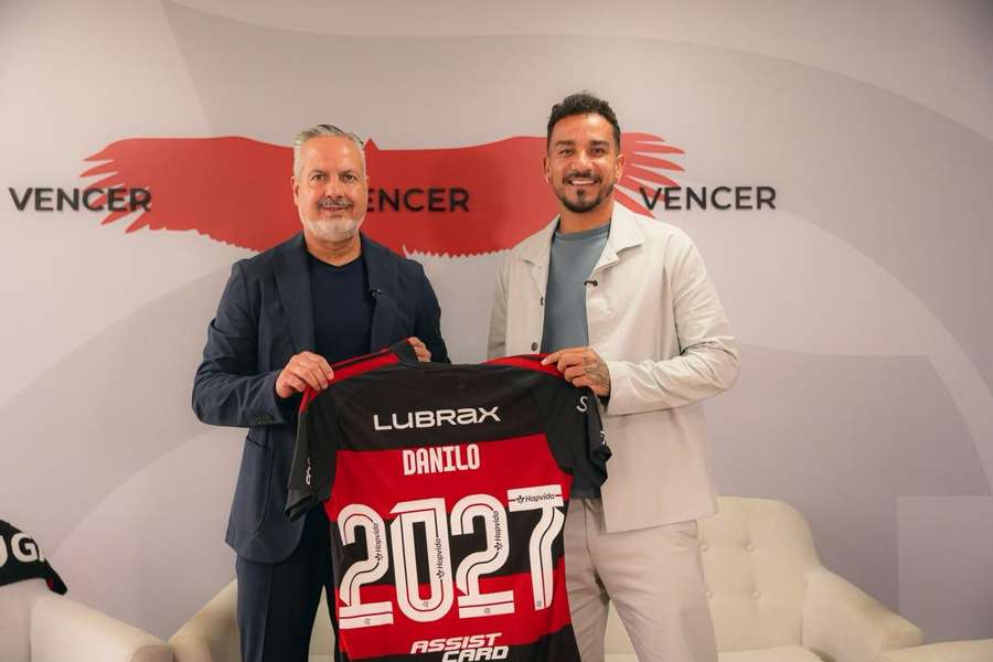 Danilo tem vínculo com o Flamengo até o fim de 2027 Danilo tem vínculo com o Flamengo até o fim de 2027