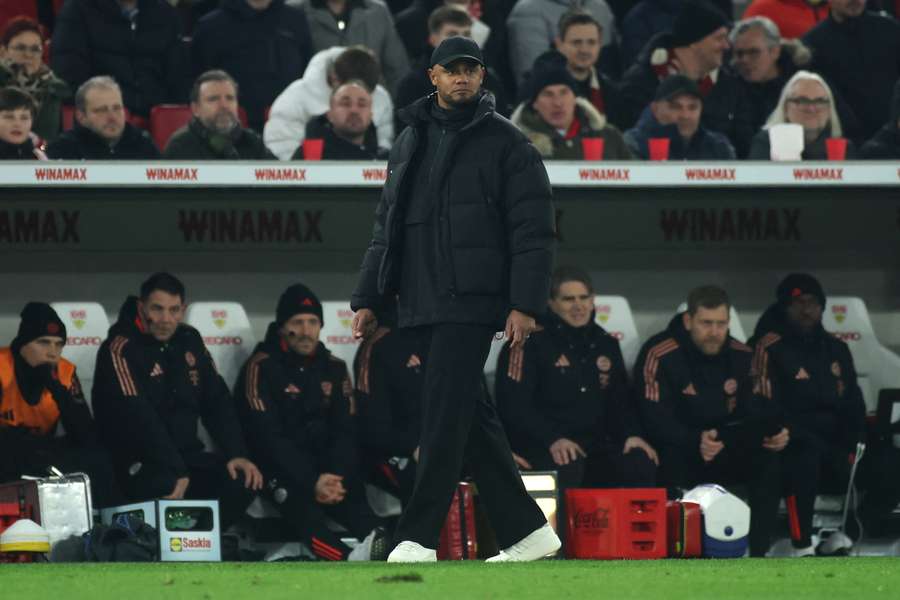 Kompany, entrenador del Bayern, se mostró aliviado con la victoria de su equipo ante el Stuttgart