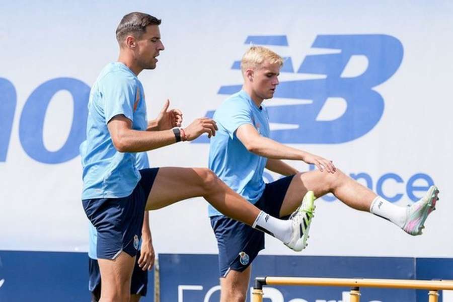 Bednarek e Froholt no treino do FC Porto