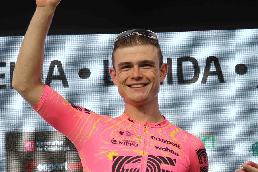 Marijn van den Berg wint eerste etappe in Région Pays de la Loire Tour