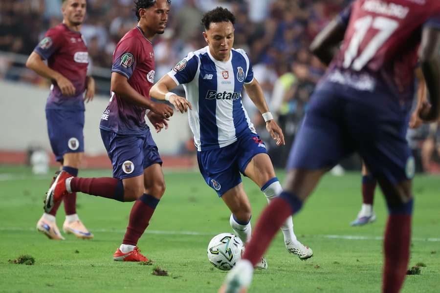 Pepê em ação no FC Porto-Torreense