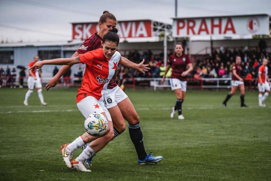 První ženské derby pražských "S" nenašlo vítěze.