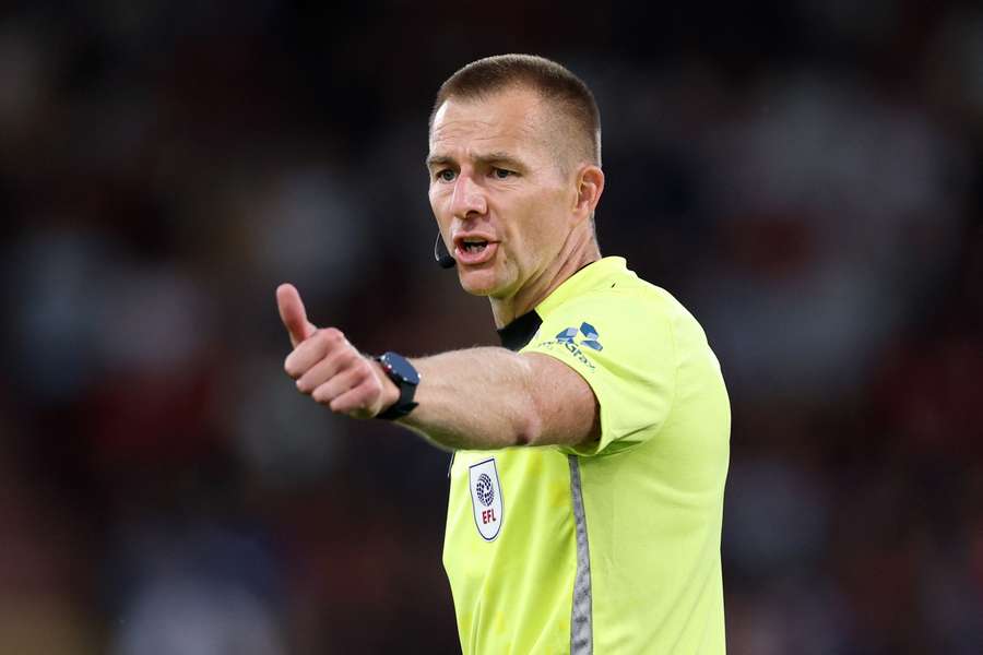 Arbitrul John Salisbury