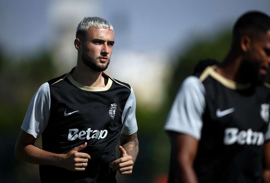 Debast no treino do Sporting