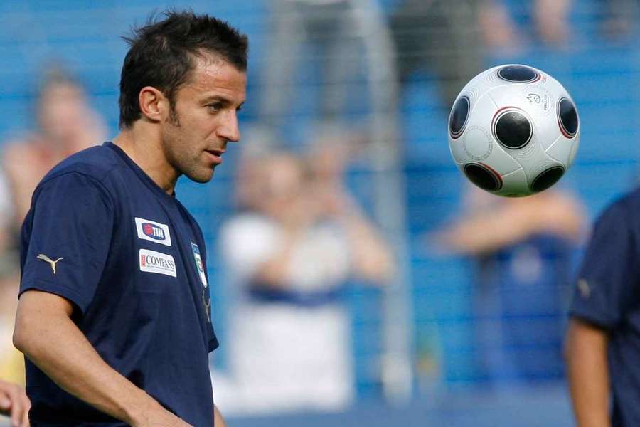 Del Piero tentado a concorrer à presidência da federação italiana