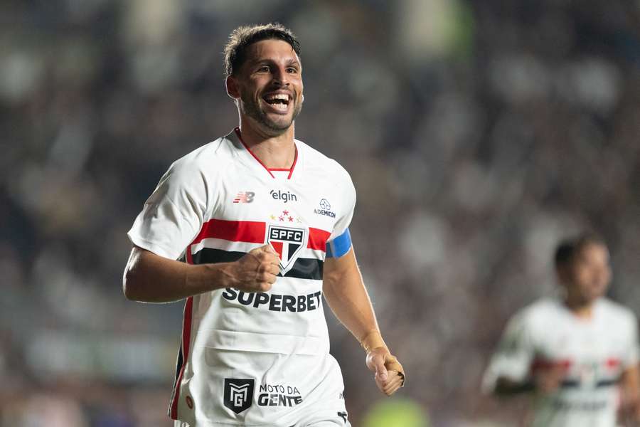 São Paulo, de Calleri (foto), encara o O'Higgins pela liderança do Grupo C