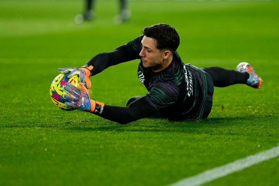 Lucas Cañizares entrenado en el Real Madrid