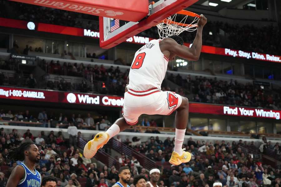 Slam Dunk von Caleb Wilson Slam Dunk von Caleb Wilson