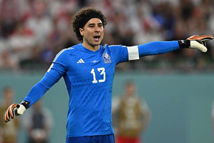 Guillermo Ochoa termina contrato com o América no final deste mês