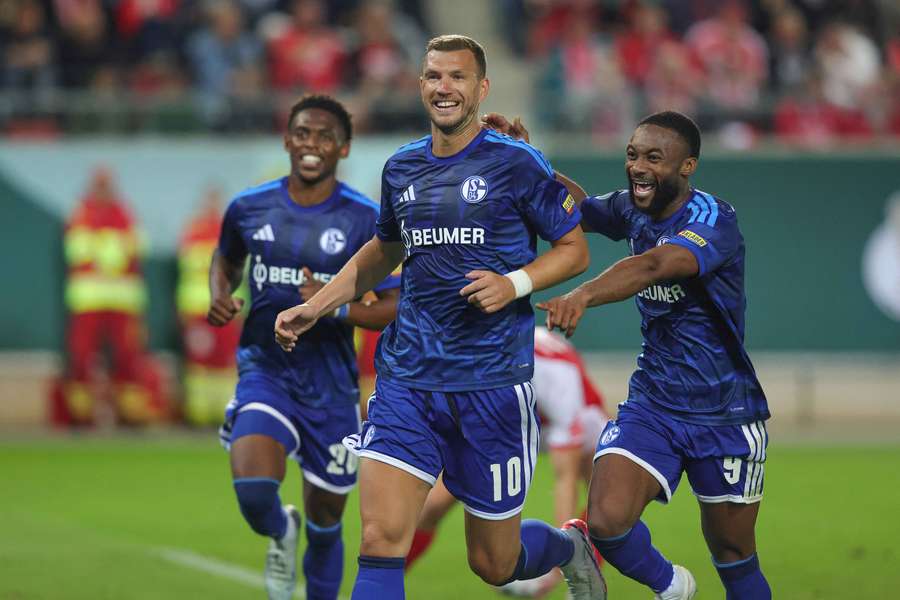 Dzeko verlore erst eines von 15 Duellen mit dem FC Bayern