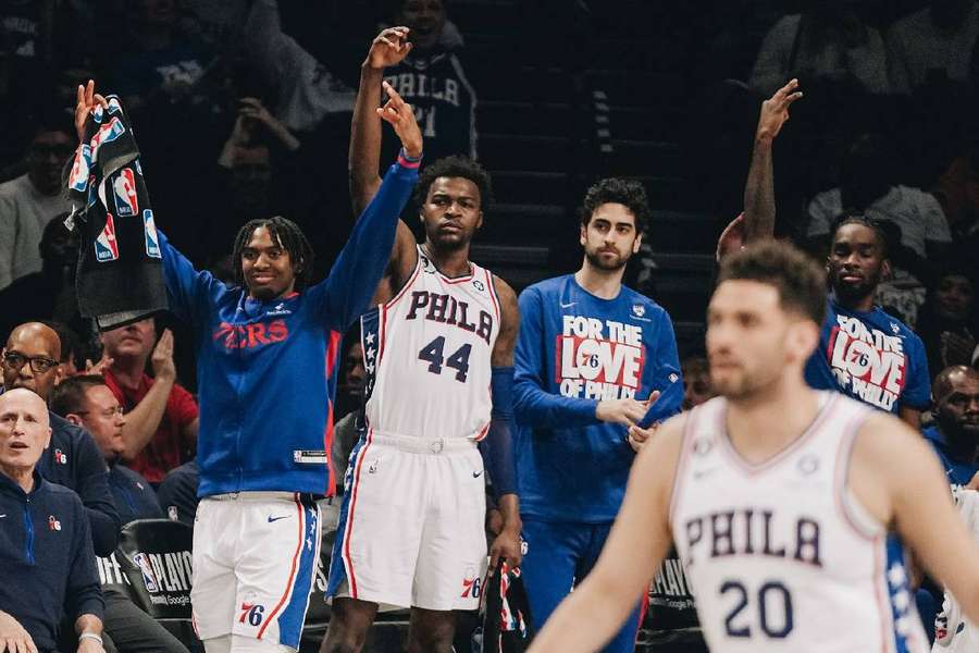 Sixers varreram os Nets na primeira rodada dos Playoffs Sixers varreram os Nets na primeira rodada dos Playoffs