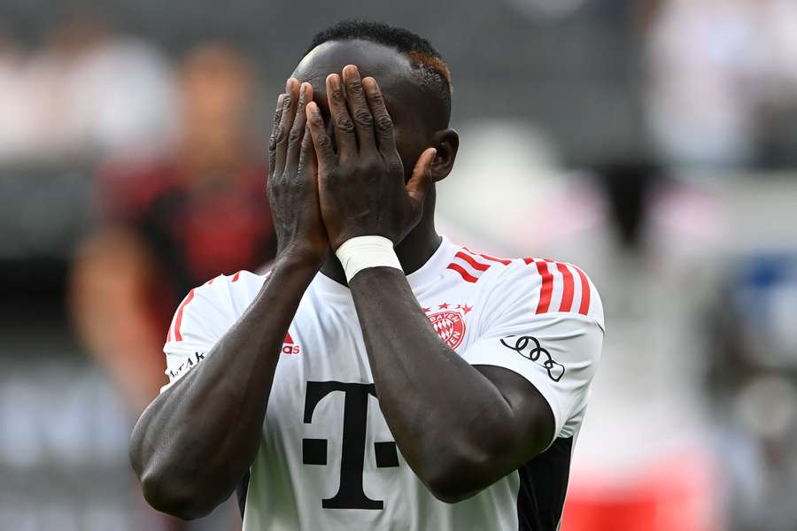 Sadio Mané verpasst nicht nur die WM, sondern wohl auch Spiele für den FC Bayern.