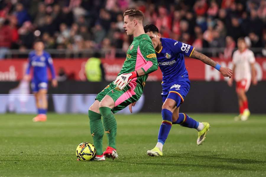 Ter Stegen na startu vychytal remízu.