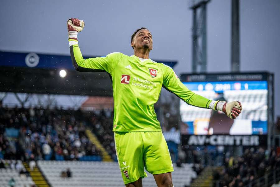 FC København køber keeperen Nathan Trott i West Ham