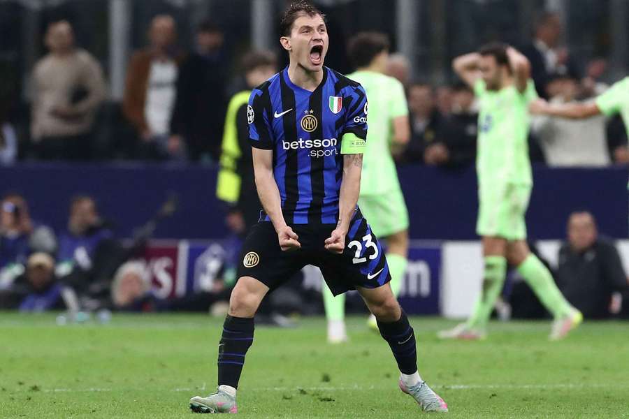 Nicolo Barella contre le Barça