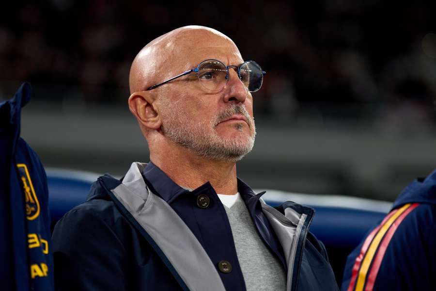 De la Fuente adelanta a Del Bosque y va a por el récord mundial de Mancini De la Fuente adelanta a Del Bosque y va a por el récord mundial de Mancini