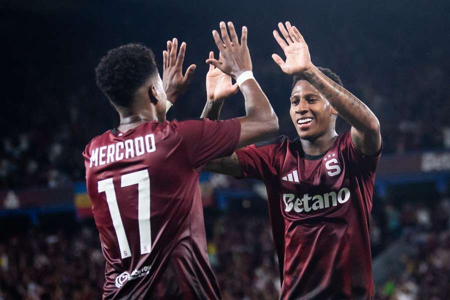Mercado a Alcócer patří mezi nejlepší hráče Sparty. Mercado a Alcócer patří mezi nejlepší hráče Sparty.