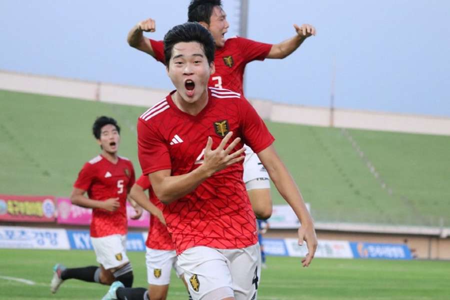 Lee Ye-chan tem apenas 18 anos e chega da Coreia do Sul
