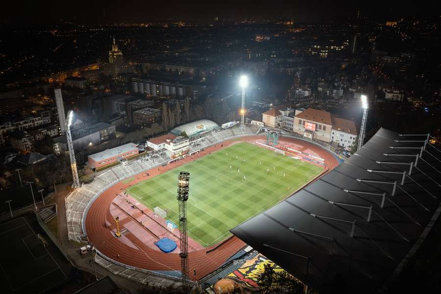 Dukla by se mohla přestěhovat z Dejvic do nové lokality.