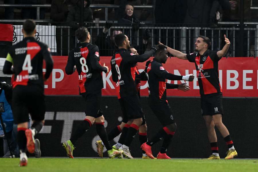 Almere City FC kan op 3 april in inhaalduel tegen Jong FC Utrecht periodetitel pakken