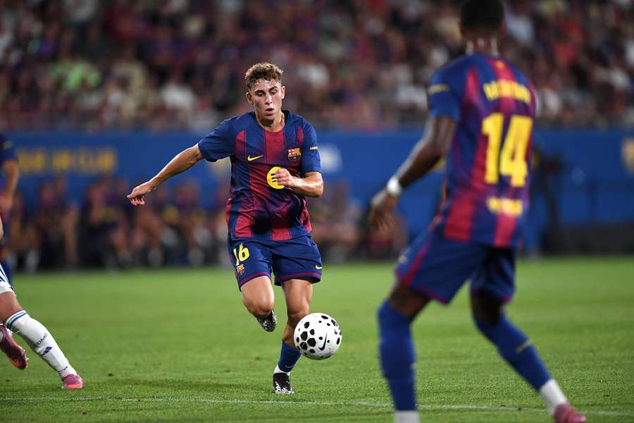 Fermín López v Barceloně zůstává.
