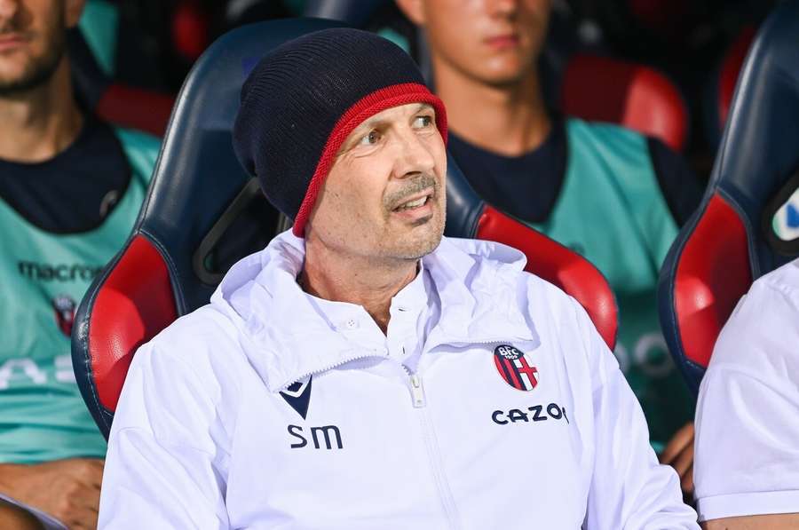Świat futbolu w żałobie: pożegnanie byłego trenera Bolonii Sinisy Mihajlovicia