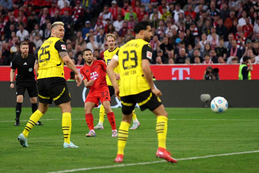 Raphael Guerreiro foi importante no Bayern