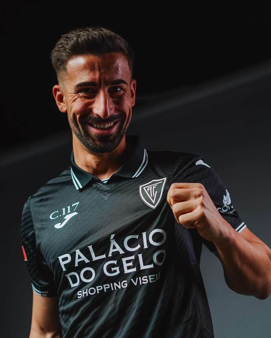 André Ceitil apresentado no Académico Viseu