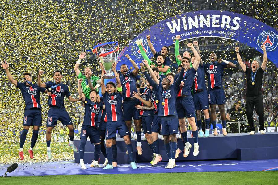 El PSG celebra la victoria en la Champions League 2024-2025