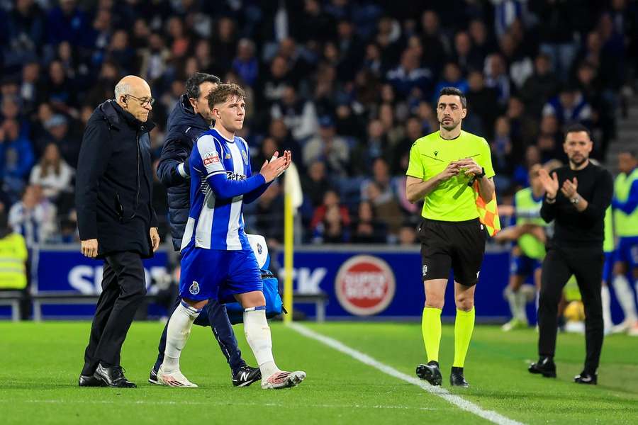 Pietuszewski błyszczał w pierwszej połowie dla Porto, a w drugiej zszedł z kontuzją