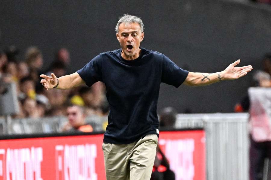 Luis Enrique se queja de una acción