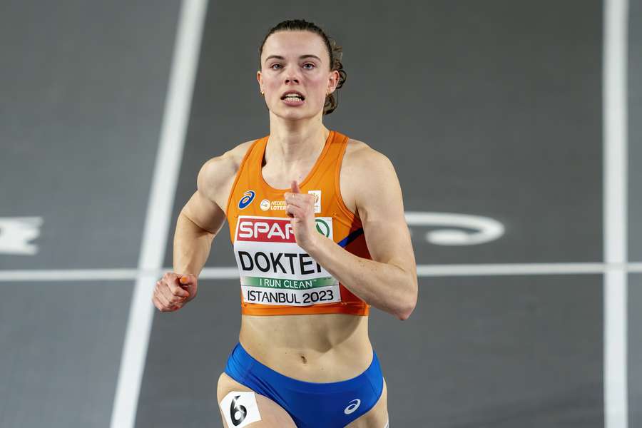 Dokter in actie op 60 meter horden op het EK atletiek indoor