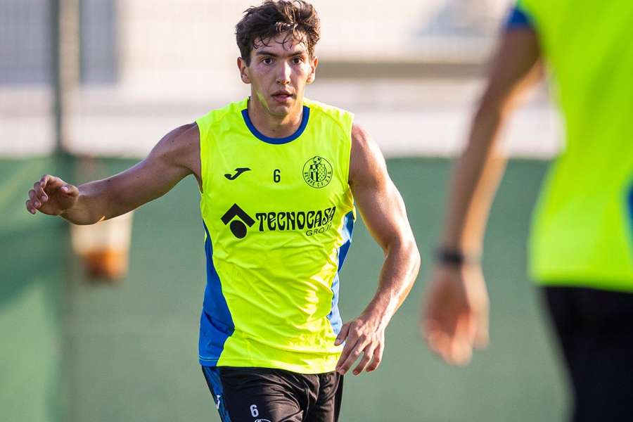 DONE DEAL: Getafe snap up Real Madrid midfielder Martin DONE DEAL: Getafe snap up Real Madrid midfielder Martin