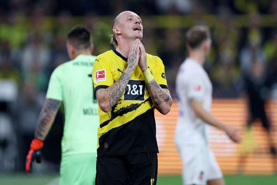 O Dortmund vencia por 2-0 após 15 minutos
