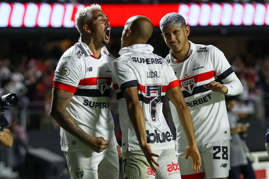 Luciano abriu o placar com assistência de Lucas Moura