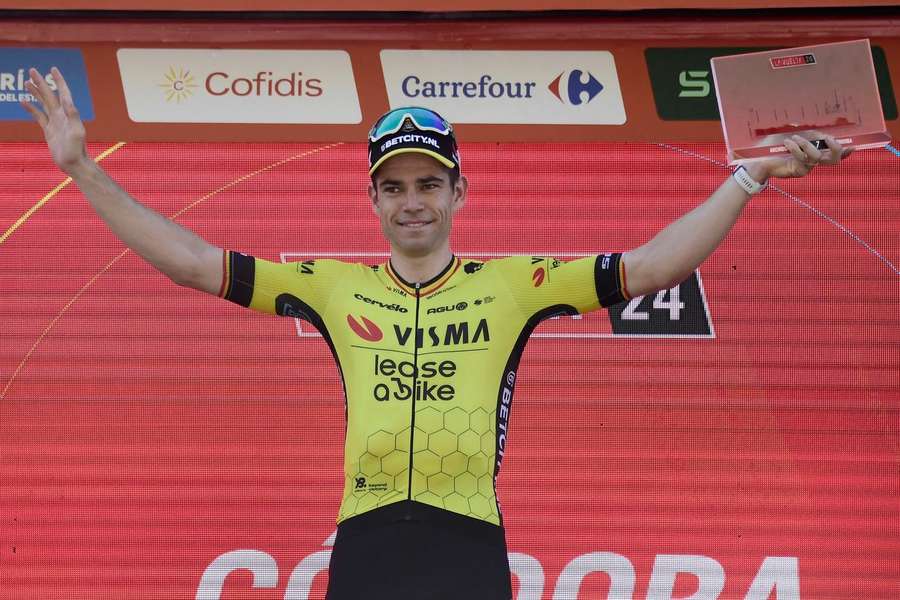 Wout van Aert venceu ao sprint a sétima etapa, entre Archidona e Córdoba.