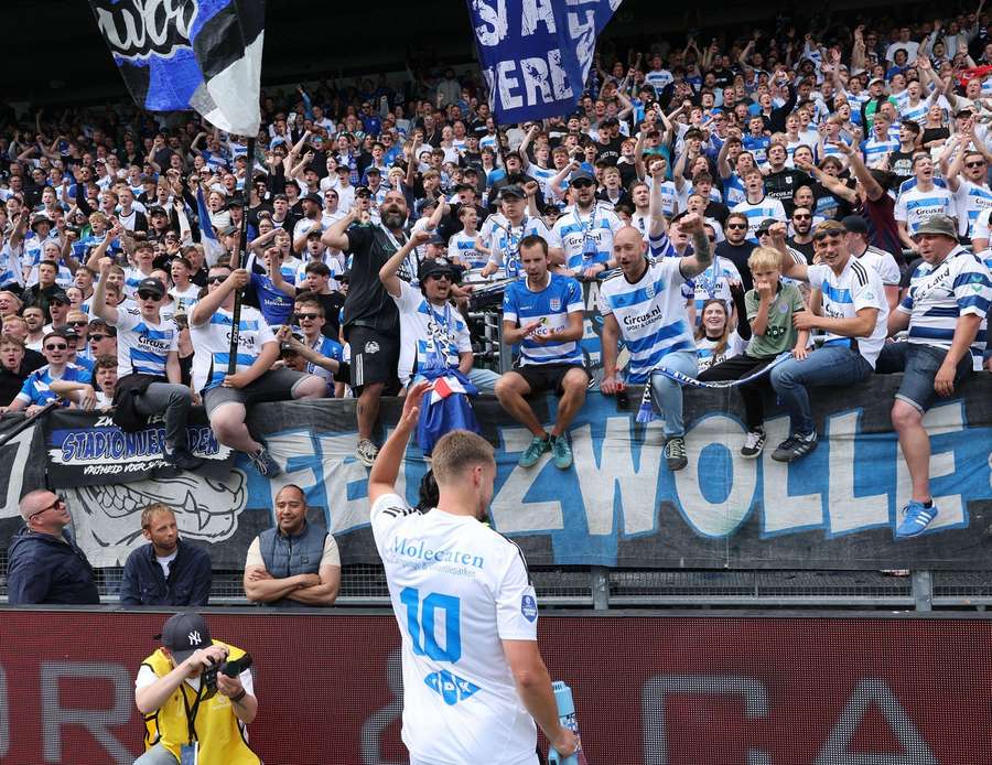 PEC Zwolle's Davy van den Berg waves at the home support after the 2-0 win over FC Groningen PEC Zwolle's Davy van den Berg waves at the home support after the 2-0 win over FC Groningen