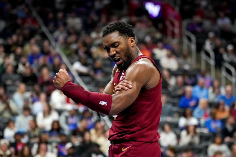Mitchell finished with 24 points, 12 rebounds and seven assists against the Clippers