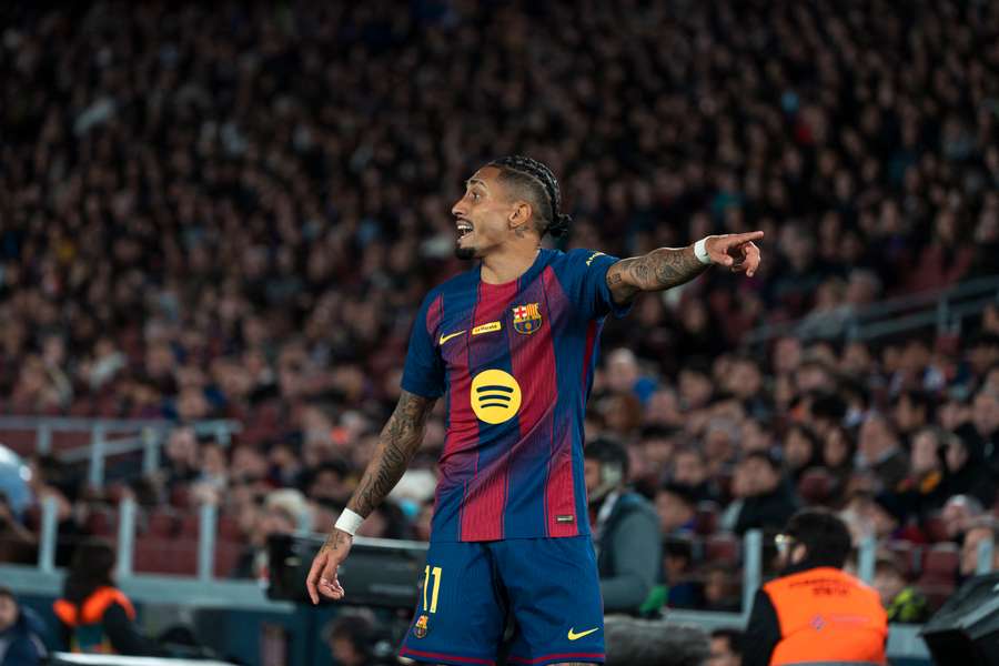 Raphinha foi o nome do jogo em mais uma vitória do líder Barcelona Raphinha foi o nome do jogo em mais uma vitória do líder Barcelona